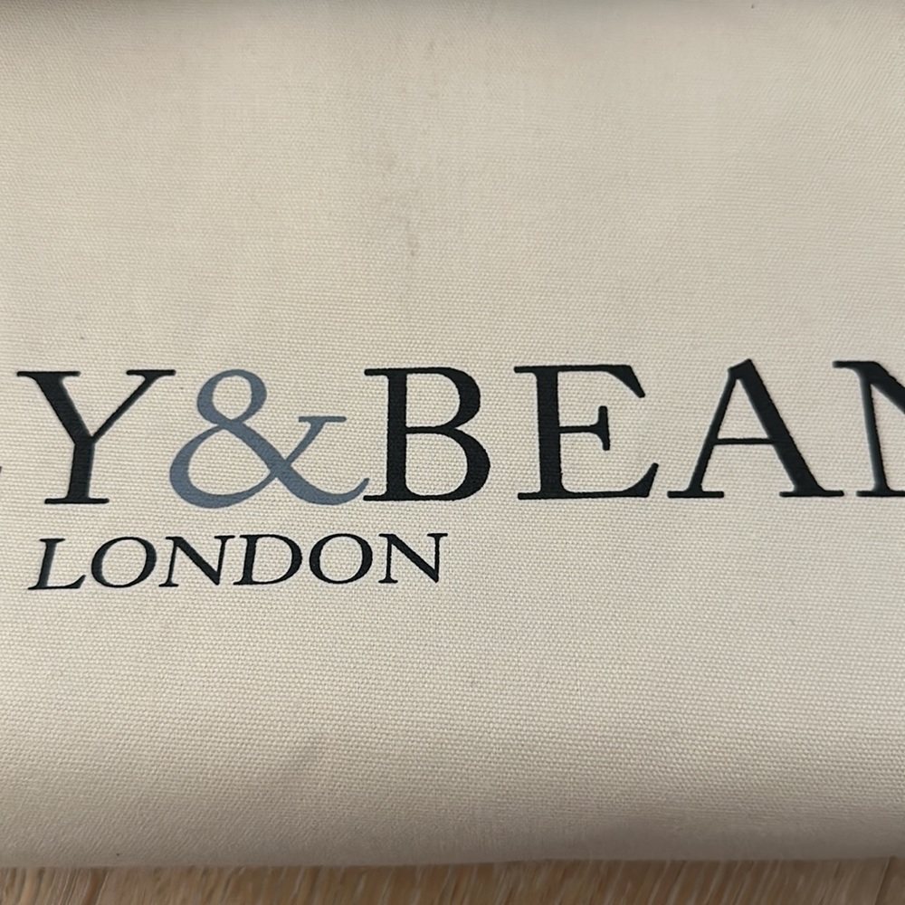 Lily & Bean The Lily Canvas Weekender Soft Fawn Jumbo Tote Bag JG Initials NWT - Picture 9 of 16
